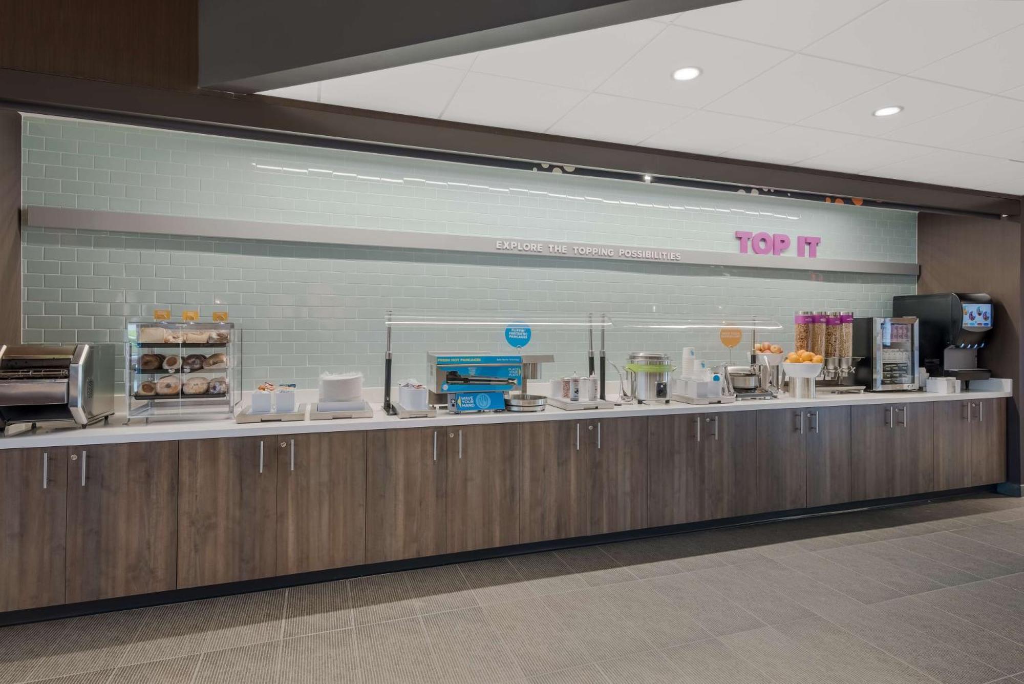 Tru By Hilton Greensboro, Nc Bagian luar foto
